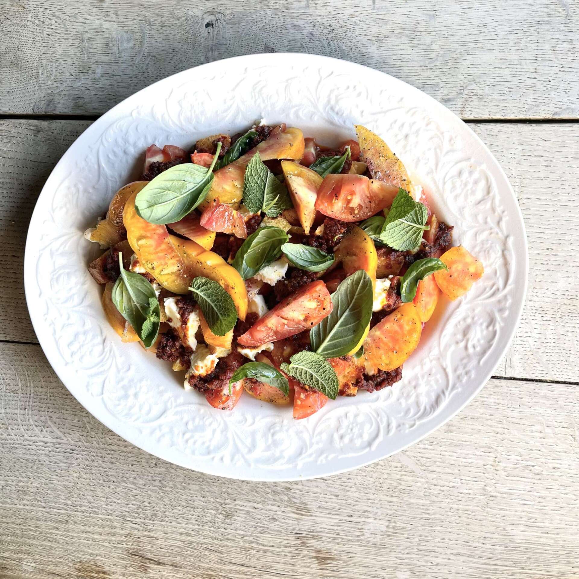Tomato Party with Chorizo Dressing