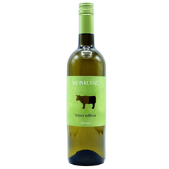 Wine bottle with green label featuring a cow icon on a white background