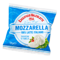 Mozzarella cheese package with 'Caseificio Valcolatte' branding on a white background