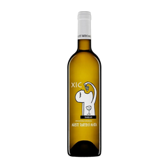 Wine bottle labeled 'XIC' on a white background