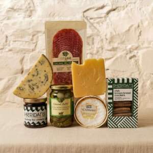 Cheese and Charcuterie Cheese Selcetion (2-4 people)